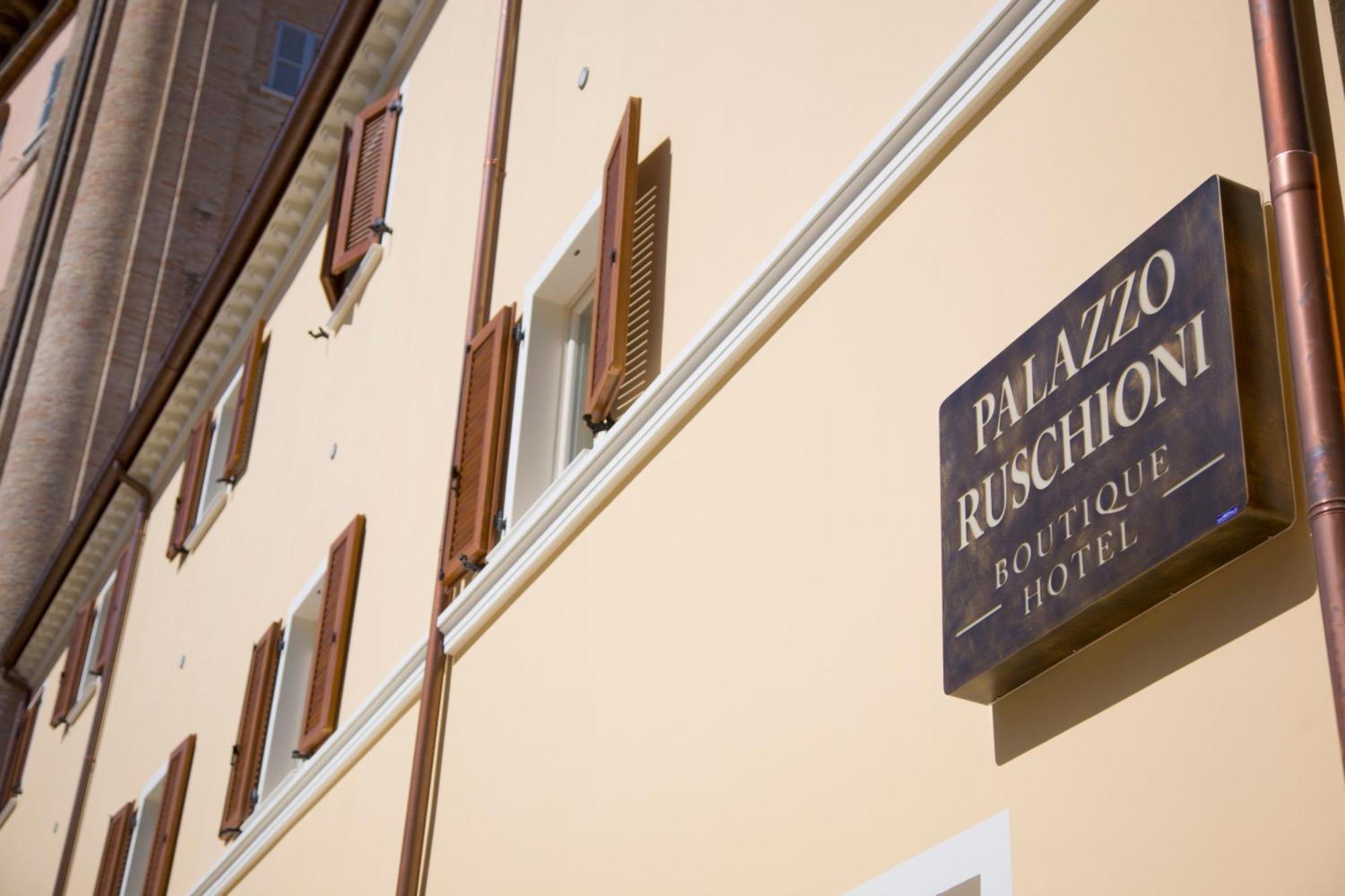 Palazzo Ruschioni Boutique Hotel Camerano Exterior photo